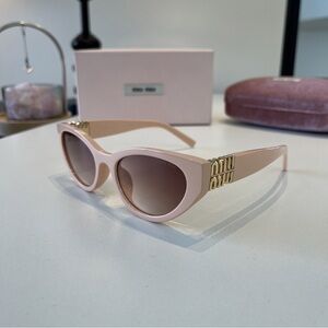 Miu Miu Pink Cat Eye Sunglasses Cute Fashion Chic